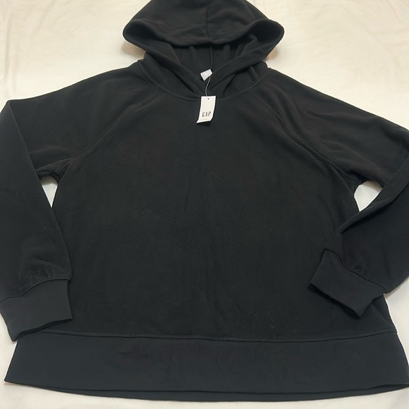 GAP Tops - NWT Gap Fleece Hoodie Black size L